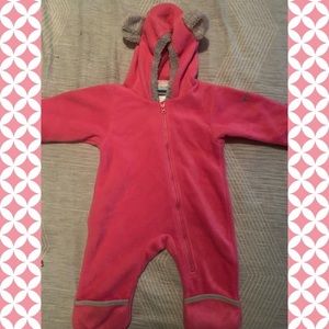 Snuggly Columbia fleece one-piece snow suit